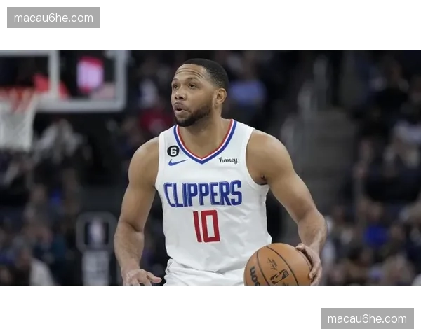 76人交易戈登至灰熊后遭裁,其射手属性仍可能吸引季后赛球队 76人交易戈登至灰熊后遭裁,其射手属性仍可能吸引季后赛球队